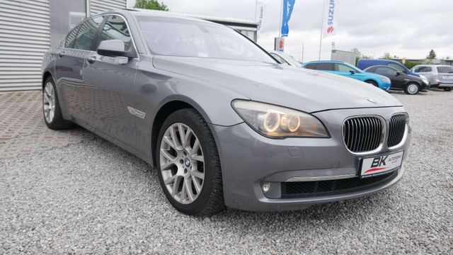 BMW 750 i TÜV Neu Keyless Tem. Einparkhilfe Sitzheiz