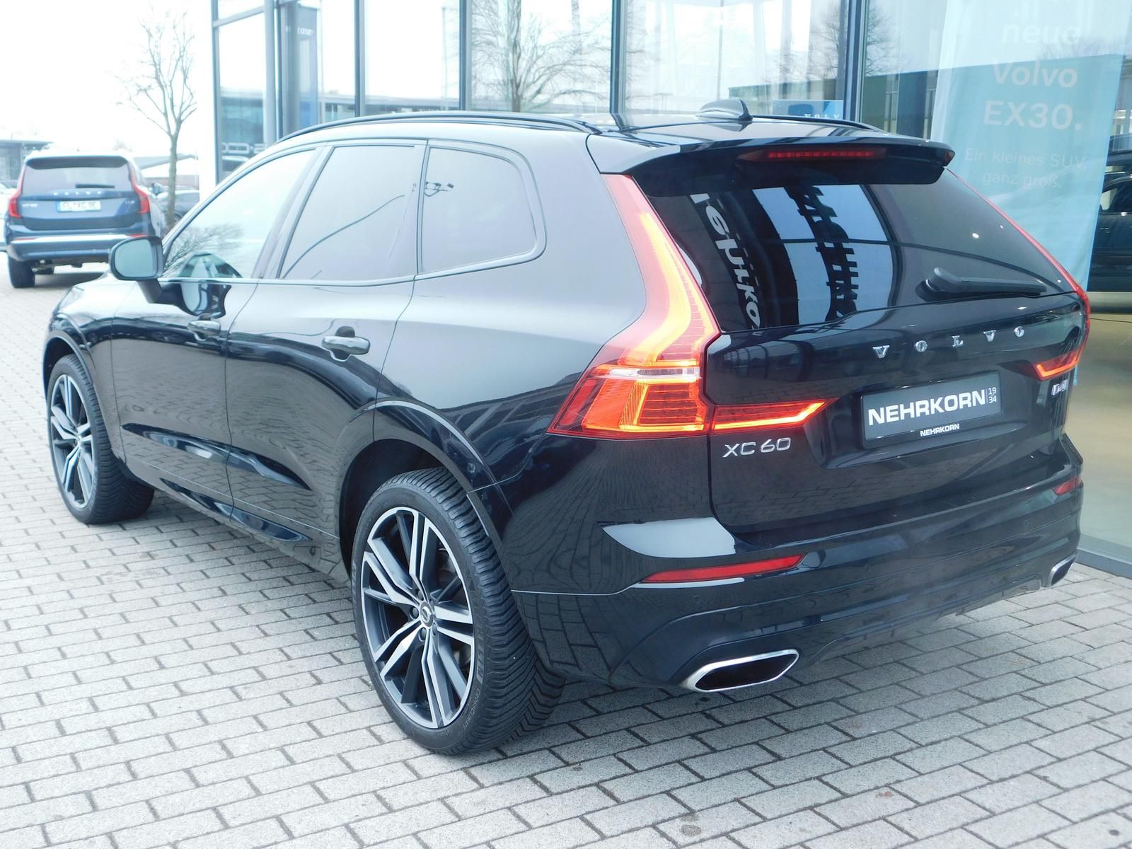Fahrzeugabbildung Volvo XC60 D4 R-Design