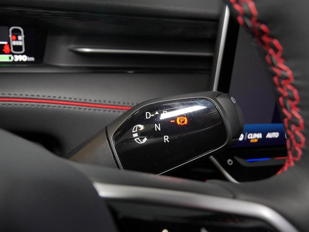 Volkswagen ID.7 Tourer GTX 4Motion AHK PANO NAV MATRIX 4xKA