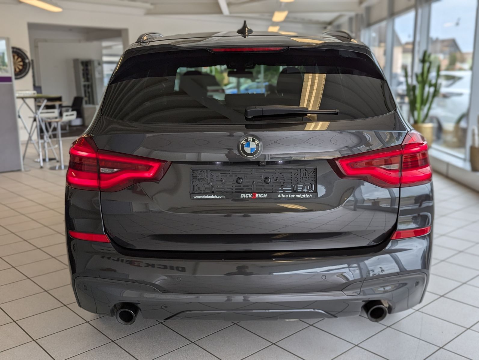 BMW X3 xD 30 d M-Sport Pano HUD ACC Harman H/K AHK - Image 6