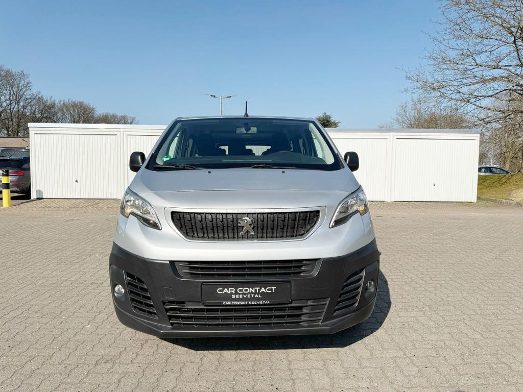 Peugeot Traveller