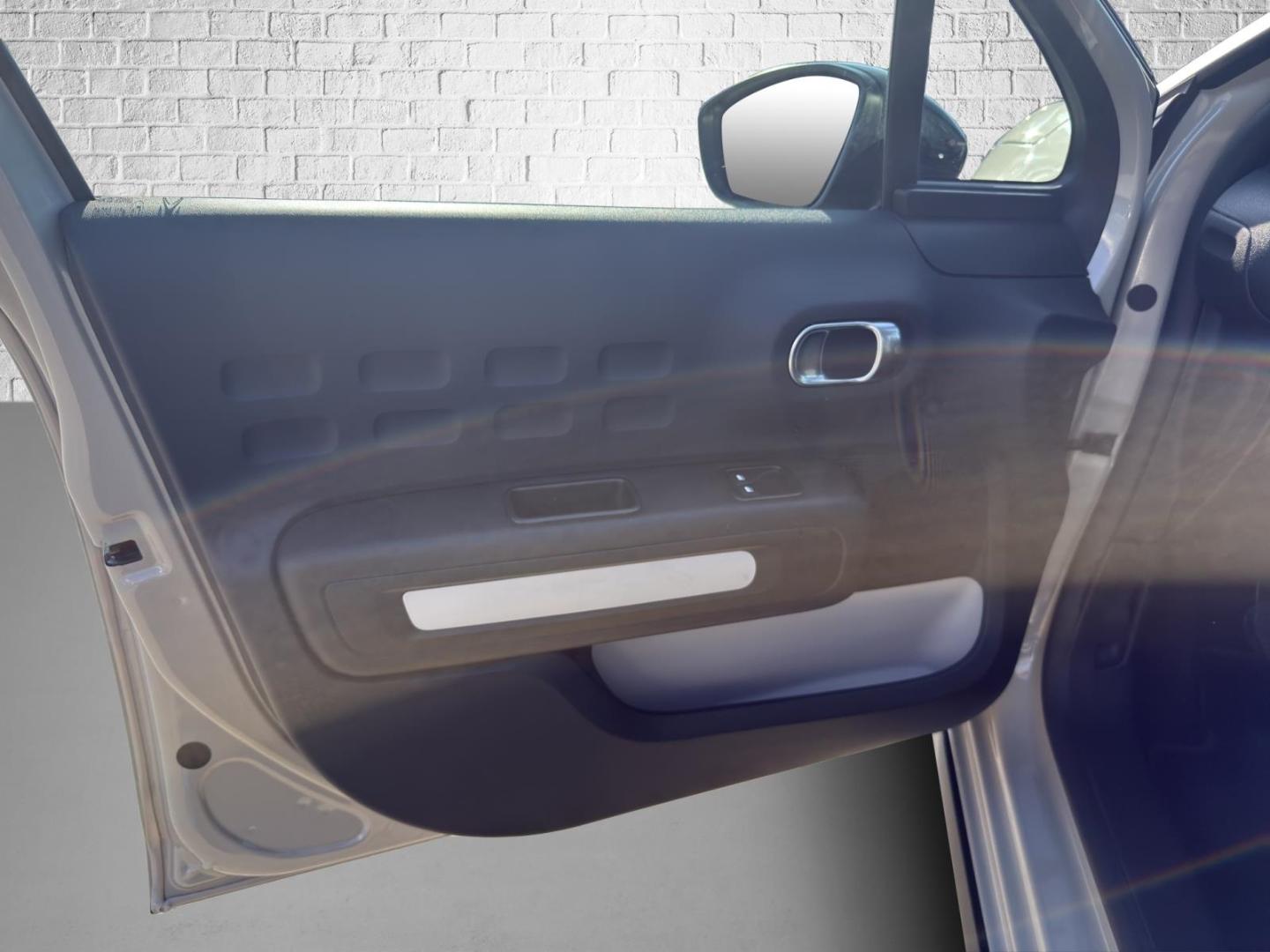 Citroën C3 PureTech 82 1.2 Plus  Navigation/LED/Klima