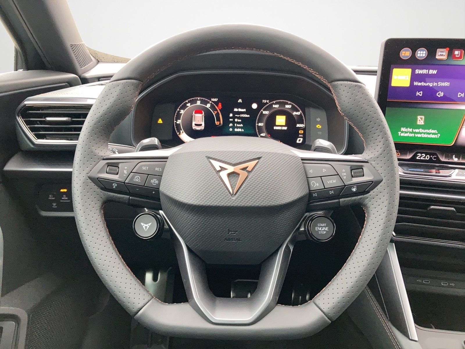 CUPRA Formentor VZ Extreme Akrapovic/Pano/AHK 2.0 TSI - Image 11