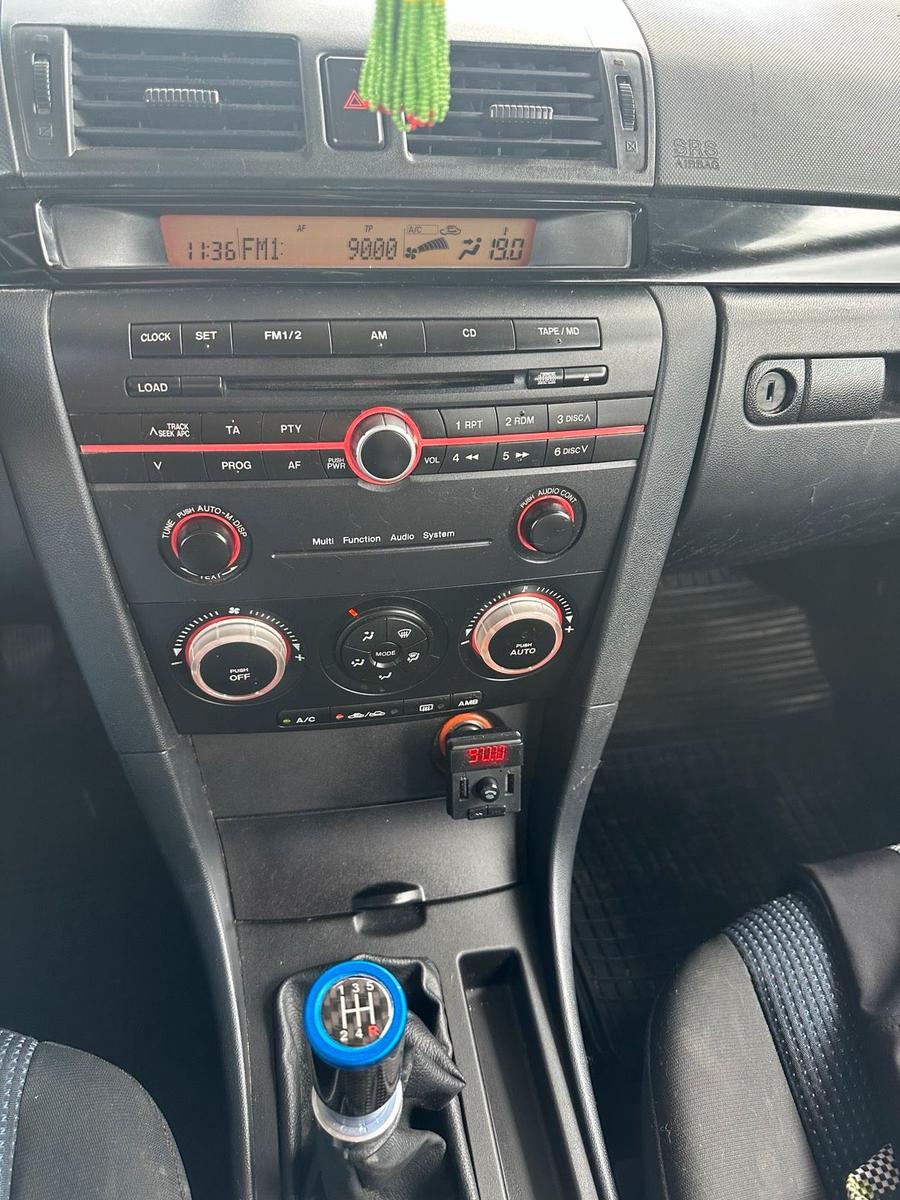 Mazda 3 2004 — photo 5