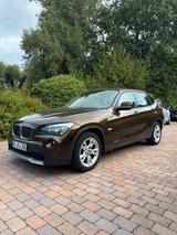 BMW X1  - gut gepflegt (12x Bereifung) - gebrauchte BMW X1 aus dem Jahr 2009
