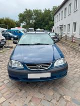 Toyota Avensis - gebrauchte Toyota Avensis aus dem Jahr 2003