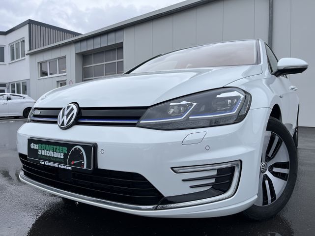 Volkswagen e-Golf Comfortline CCS Wärmepumpe Navi DAB LED S