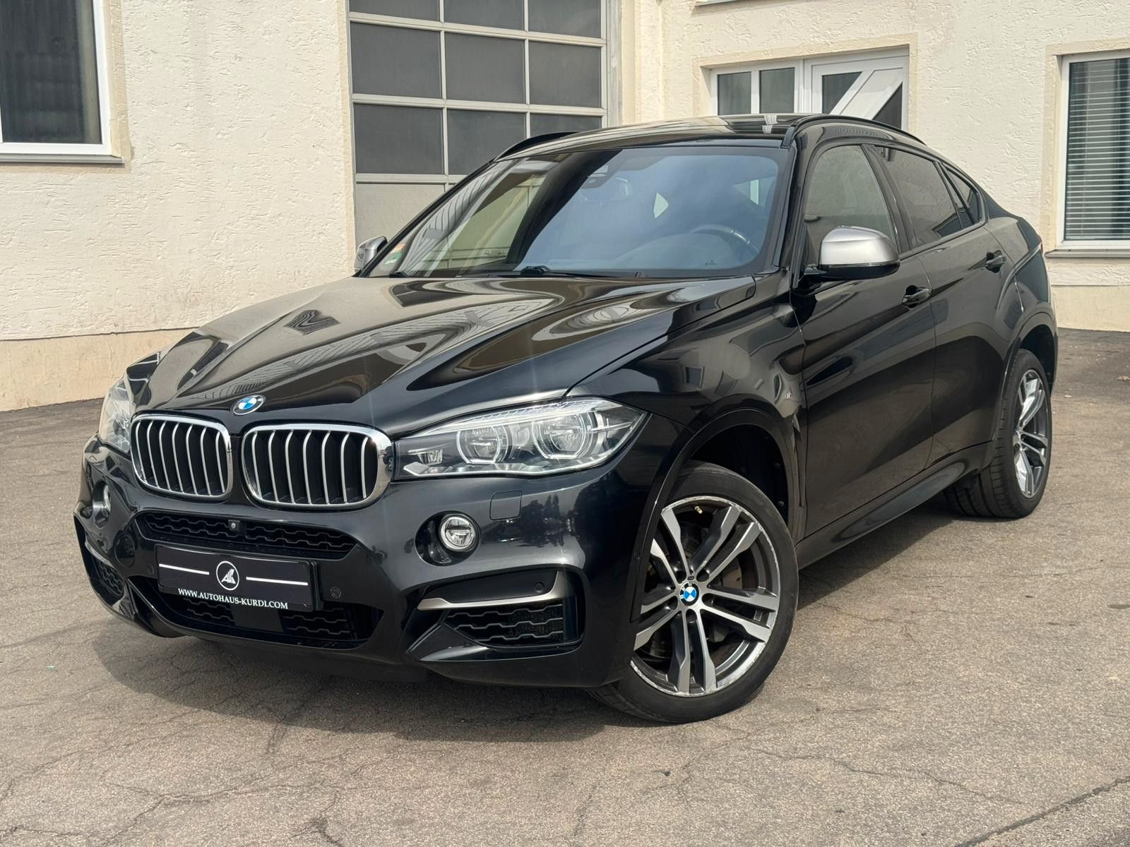 BMW X6 M50d ACC H&amp;K TACHO CARPLAY AMBIENTE SOLFC AHK