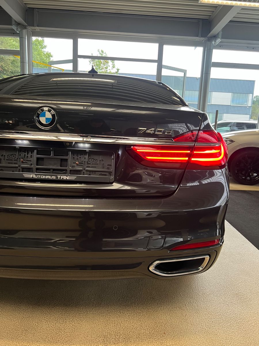 Fahrzeugabbildung BMW 740 d xDrive *MASSAGE* LEDER EXCLUSIVE *