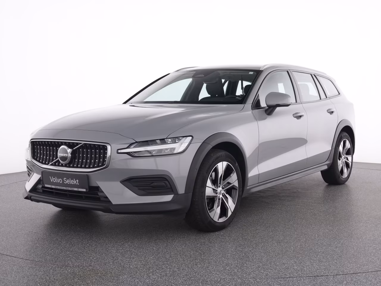 Volvo V60 Cross Country B4 AWD Plus+WINTERPAK+RFK+