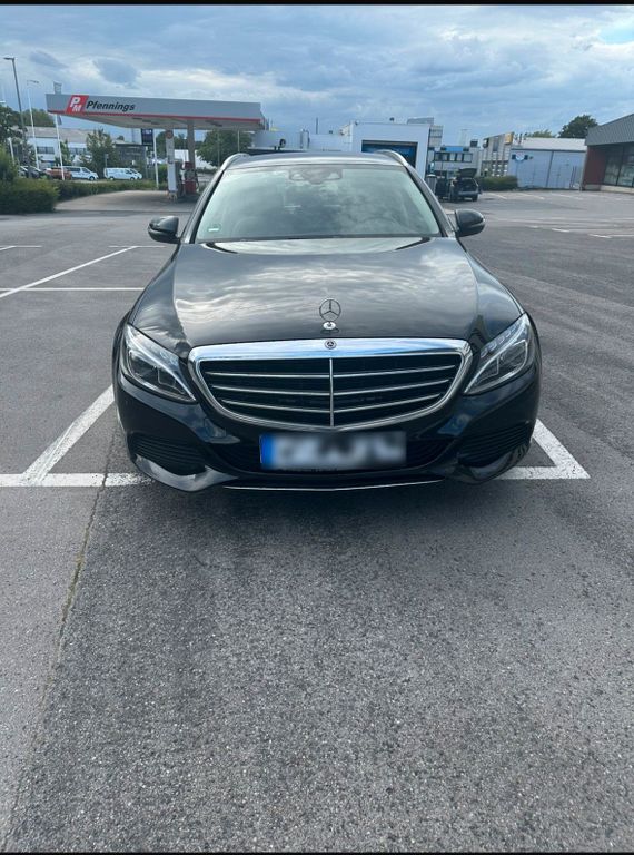 Image of Mercedes-Benz C 220