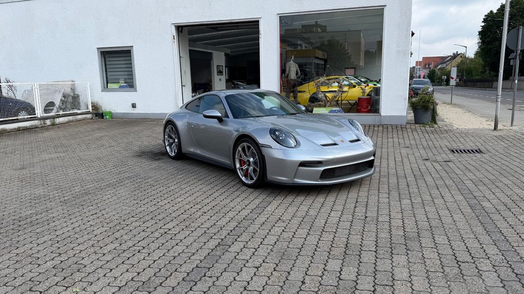 Porsche 992