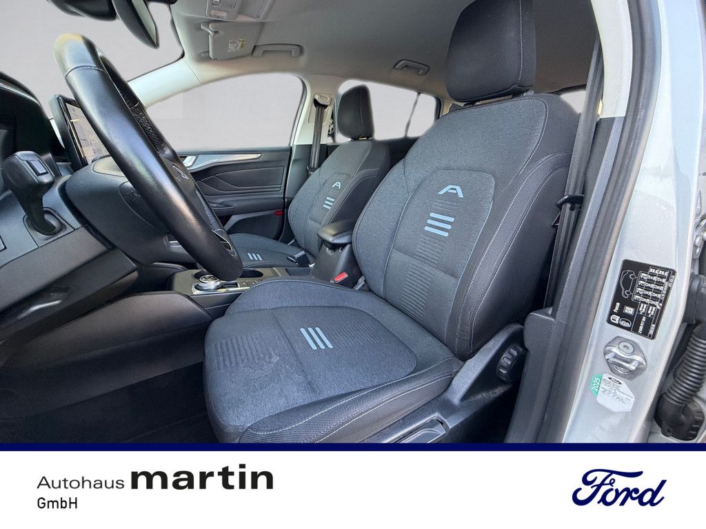 Fahrzeugabbildung Ford Focus 1.5 EcoBlue Active SHZ NAVI AHK FACEL. LED