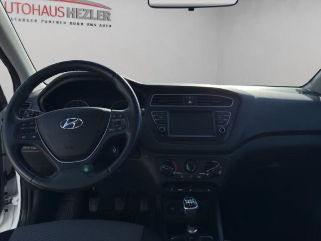 Fahrzeugbild 13