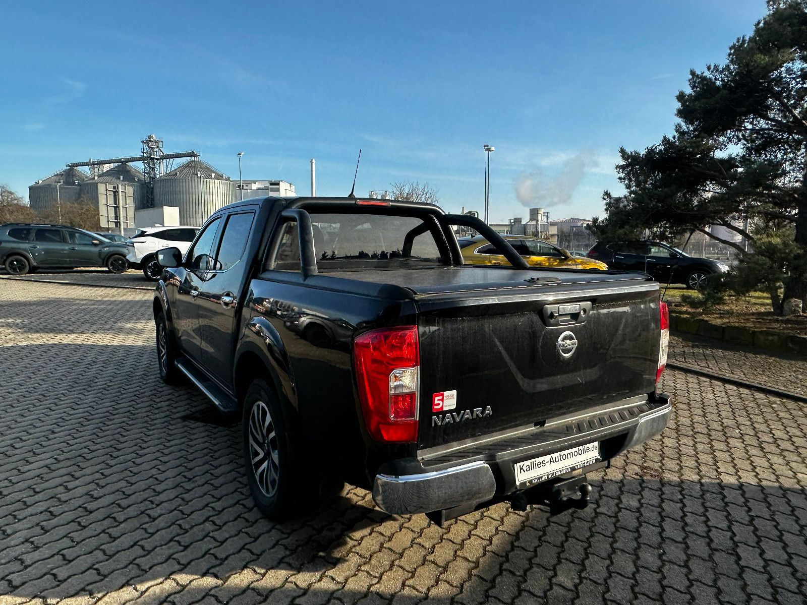 Fahrzeugabbildung Nissan Navara NP300 N-Connecta Double Cab 4x4