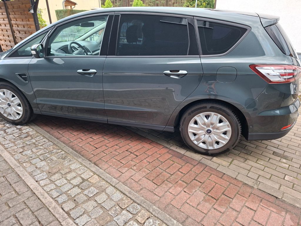 Image of Ford S-Max