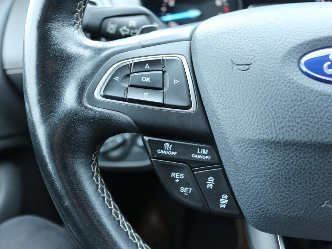 Fahrzeugabbildung Ford Kuga Vignale Crossover 2.0 I EcoBoost
