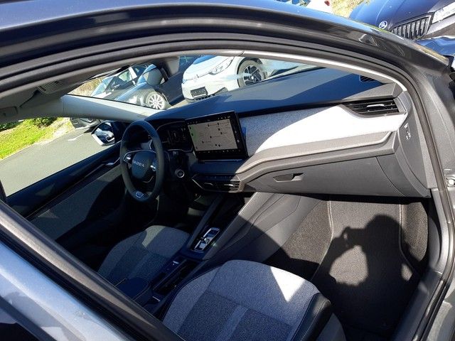 Fahrzeugabbildung Skoda Octavia Combi Selection 2.0TDI DSG PANO Leder