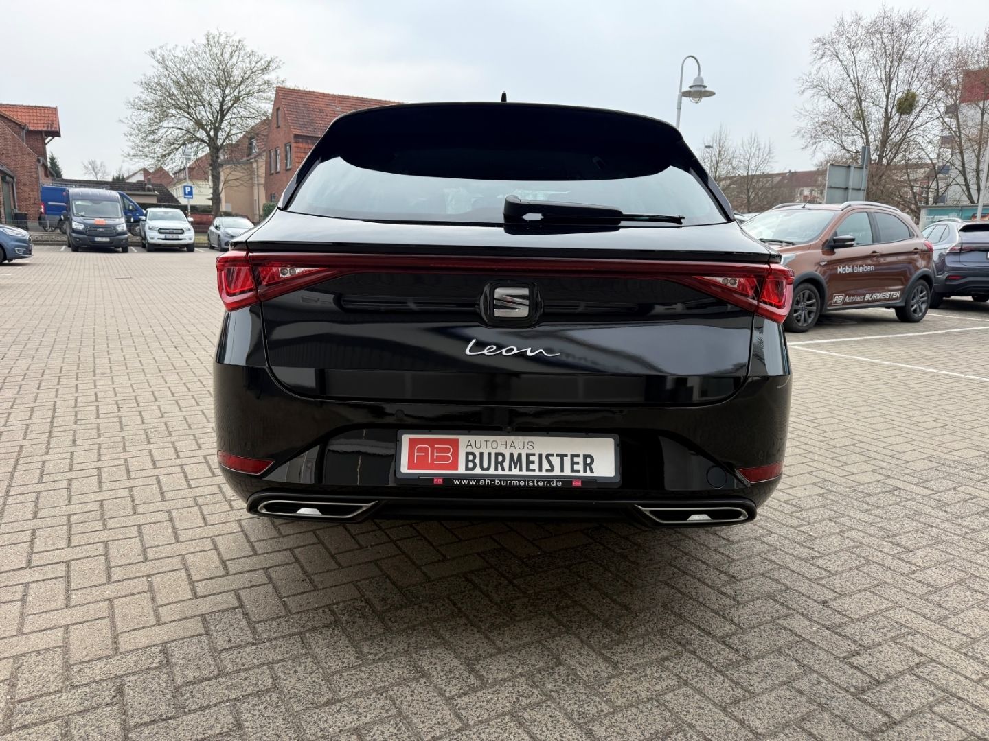 Fahrzeugabbildung SEAT Leon Sportstourer FR Navi Digitales Cockpit LED