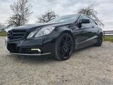 Mercedes-Benz E 350 Coupé E 350 CGI BlueEFFICIENCY AVANTG.... - Mercedes-Benz E 350 aus 2011: Coupe