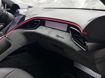 صورة مصغرة 13 لـ 2021 Ferrari ROMA