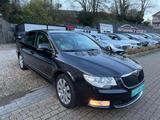Skoda Superb Elegance*TÜV NEU*AUTOMATIK*LEDER*1 HAND* - Skoda Superb Elegance mit Benzin-Antrieb