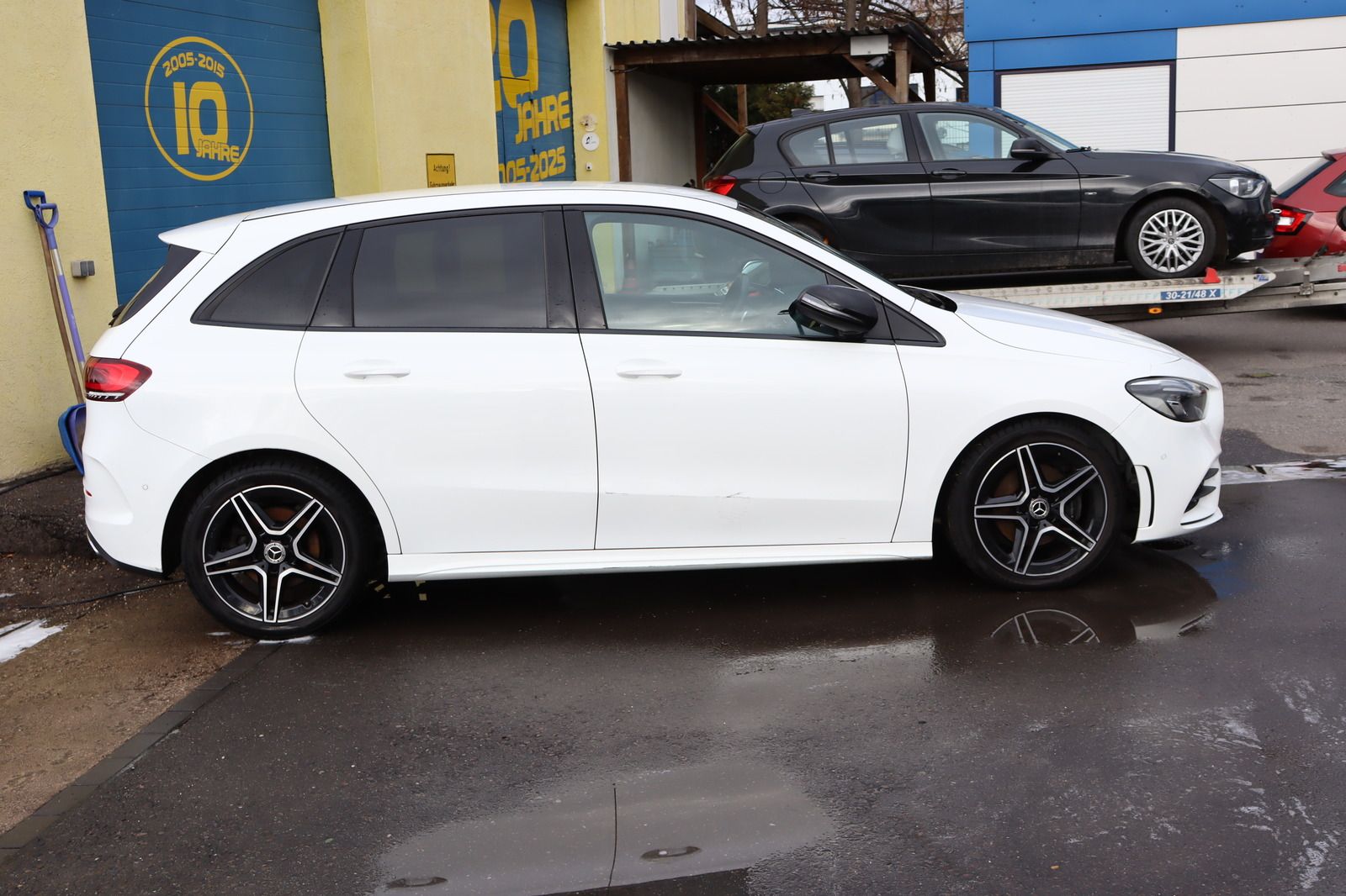 Fahrzeugabbildung Mercedes-Benz B 200 AMG Line * Navigation * Alcantara