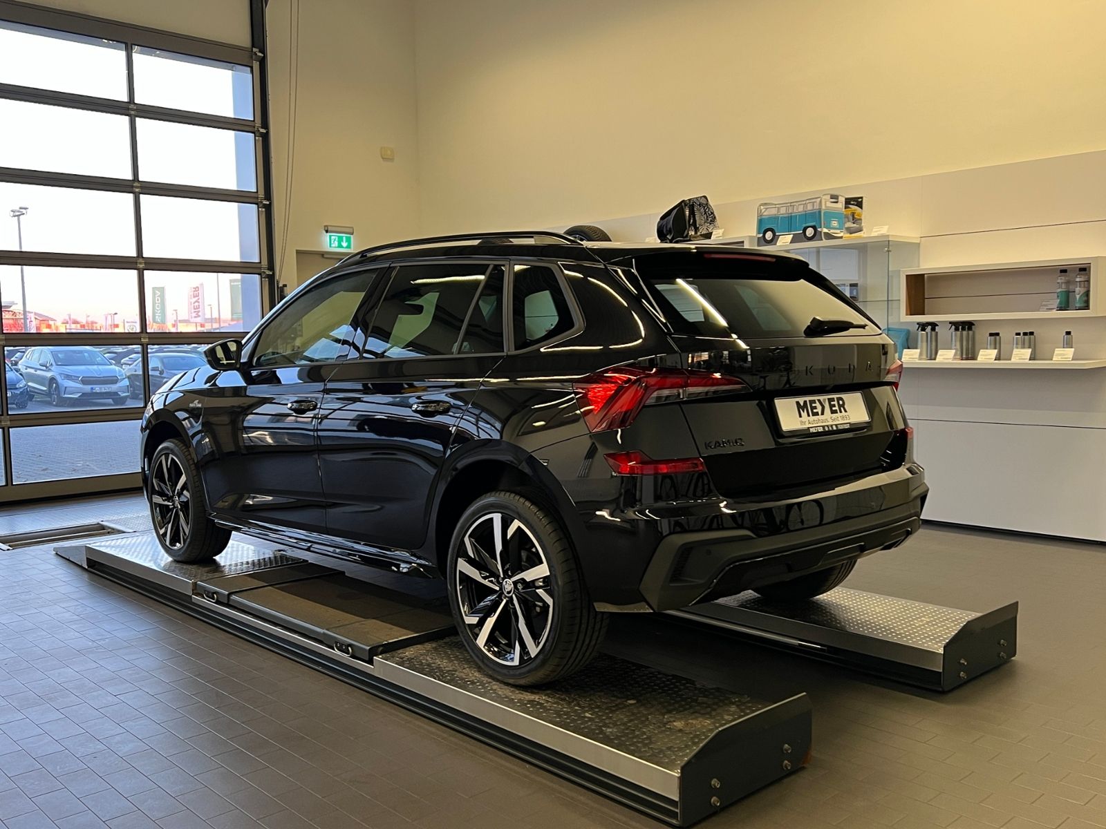 Fahrzeugabbildung SKODA Kamiq Monte Carlo 1.5 TSI DSG *AHK*