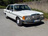 Mercedes-Benz 200 TypW123 Bj1979 Gutachten H-Zulassung  - Mercedes-Benz 200 in Duisburg