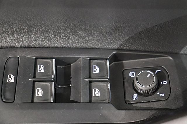 Polo GOAL 1.0 TSI DSG LED NAVI AHK KAMERA ACC DA