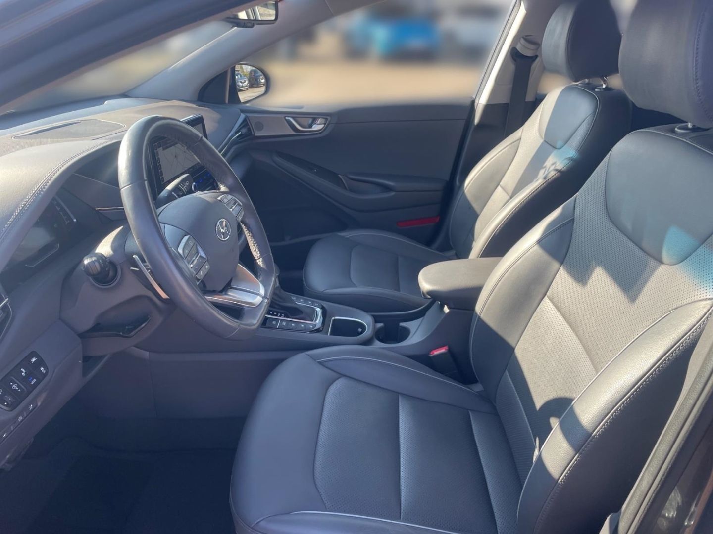 Fahrzeugabbildung Hyundai IONIQ 1.6 Plug-In Hybrid PREMIUM Navi Kamera Sit