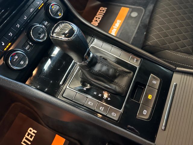 Skoda Superb Combi Style *BiXenon*Navi*AHK*