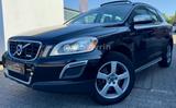 Volvo XC60 2.4 R-Design AWD-PANO-LEDER-XENON-LED - Volvo aus 2010: Geländewagen