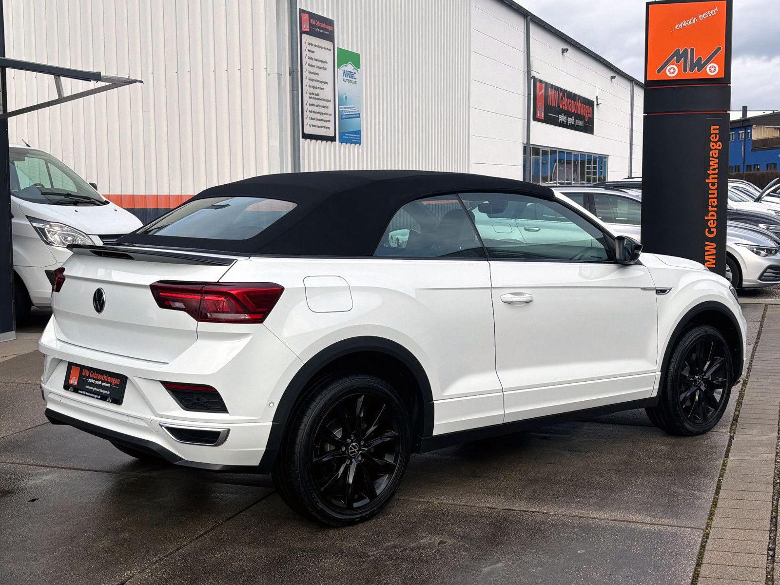Fahrzeugabbildung Volkswagen T-Roc Cabrio 1.5TSI DSG R-Line ACC KAM LED SHZ