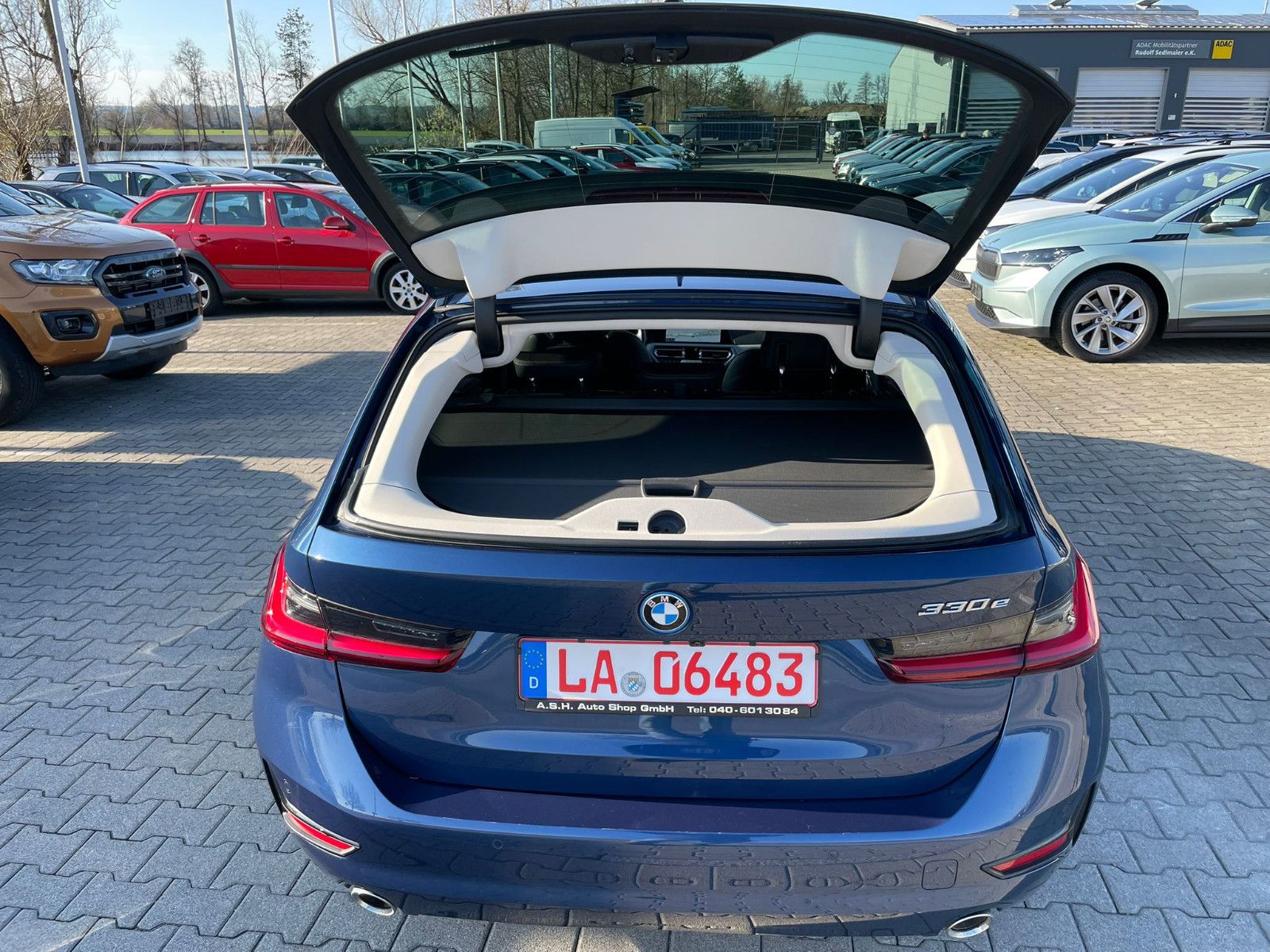 BMW 330e Touring Advantage HUD SHZ RFK AHK LiveCoPro foto 7