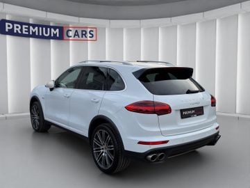 Porsche Cayenne - 3