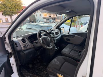 Renault Trafic - 11