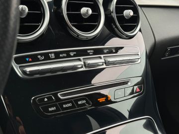 Mercedes-Benz C 220d T BlueTec|Kamera|LED|Navi|Standheizung