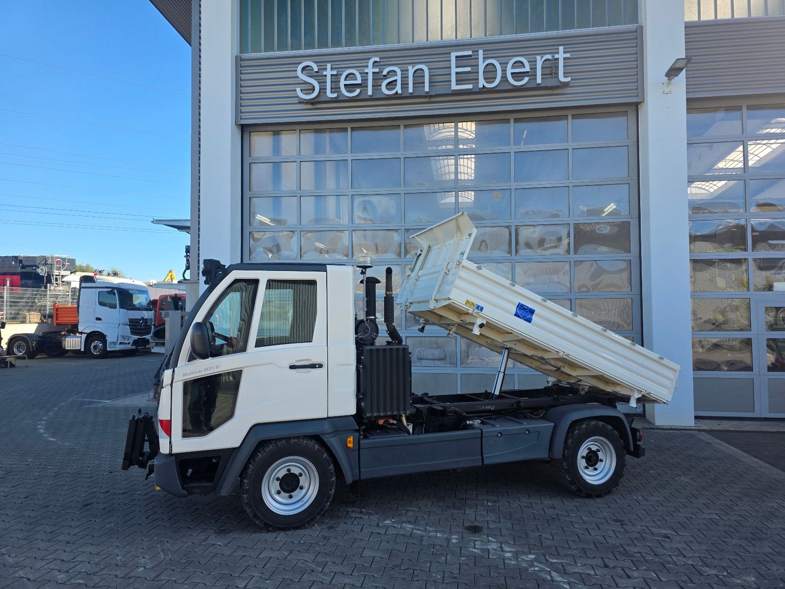 Fahrzeugabbildung Multicar M31 4x4 Allrad-Kipper, Hydraulik, Klima