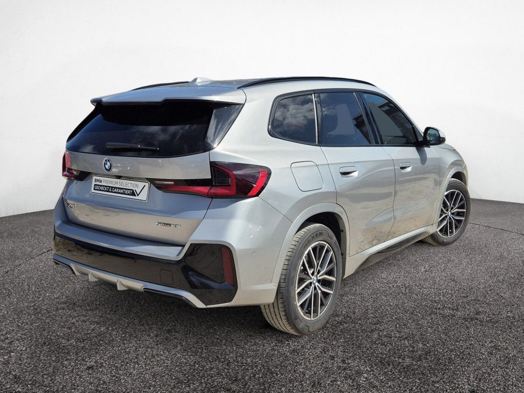 BMW X1 sDrive 18i M-Sport AHK PANO KAM LED NAVI SHZG foto 6