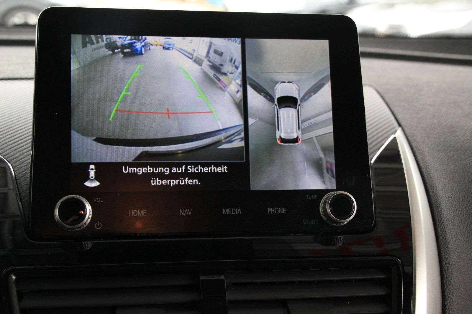 Fahrzeugabbildung Mitsubishi Eclipse Cross PHEV Intro Edition