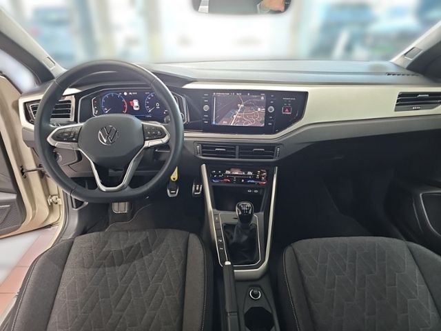 Fahrzeugabbildung Volkswagen Taigo 1.0 TSI Move LED-MATRIX NAVI RFK SHZ