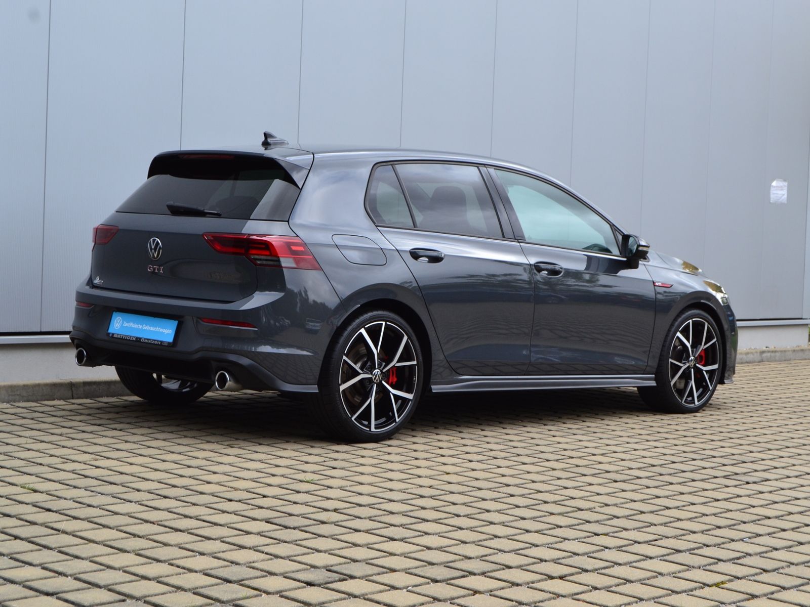 Volkswagen Golf VIII GTI 2.0 TSI DSG BLACK-STYLE LEDER 19-Z foto 3