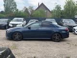 Mercedes-Benz CLA 200 AMG/Pano/Memory/Night/Multibeam/Spur/ACC - blaue Mercedes-Benz CLA 200
