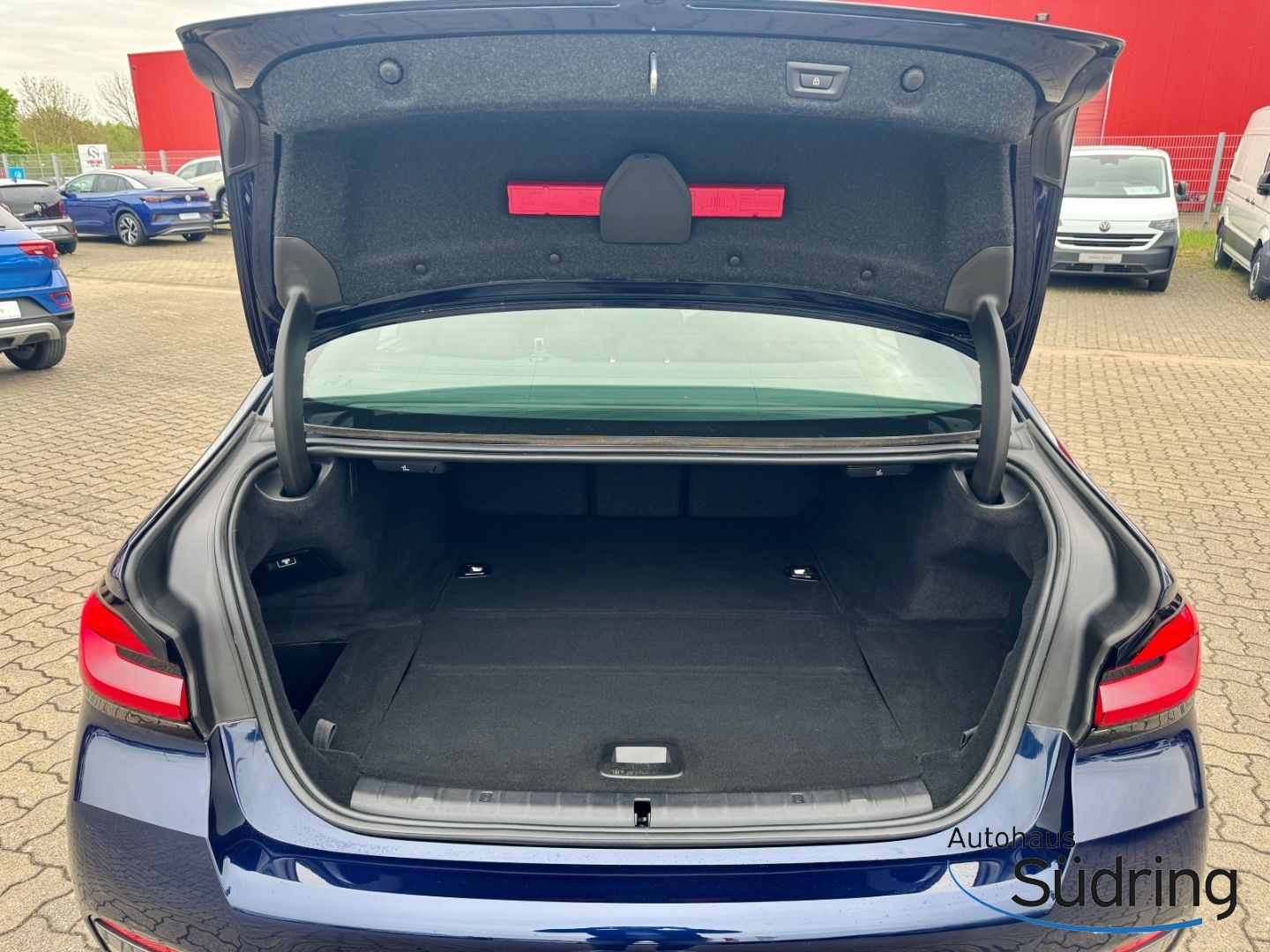 530 e M Sport Edition Automatik HUD Navi Leder