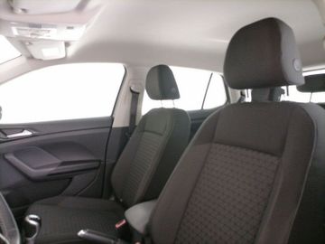Volkswagen T-Cross - 12
