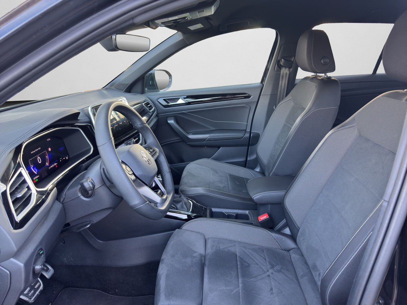 Volkswagen T-Roc - Bild 14