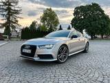 Audi A7 55 TFSI S tronic quattro -