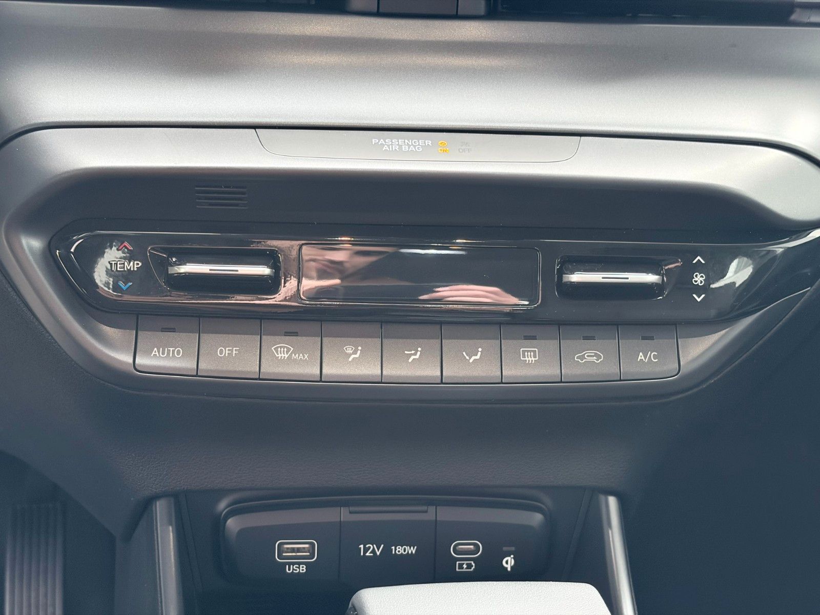 Fahrzeugabbildung Hyundai i20 Trend Automatik/Komfort-Paket!
