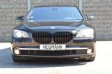 BMW 750i*M-SPORT-PAKET*KLIMA*NAVI*HEAD-UP*KAMERA*PDC - BMW 7er Reihe Gebrauchtwagen in München